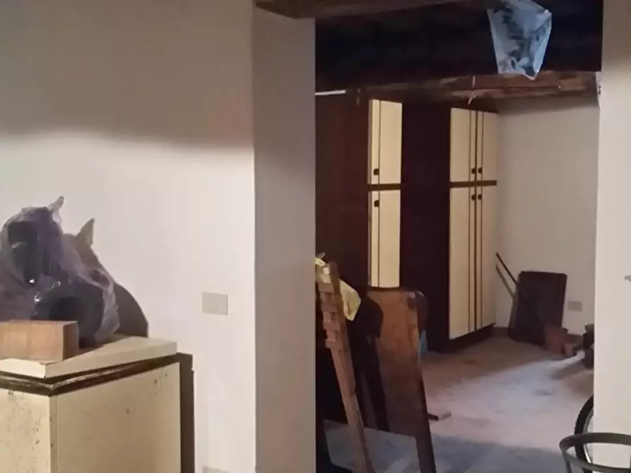 Immagine 37 di Quadrilocale in vendita  in via per camaiore a Lucca