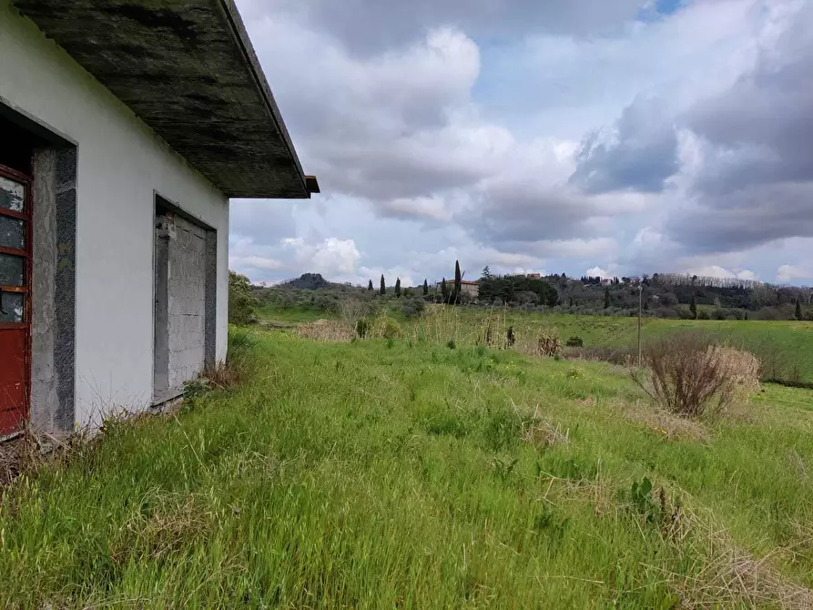 Immagine 2 di Rustico / casale in vendita  in Via Vicinale dello Stecchino a Lucca