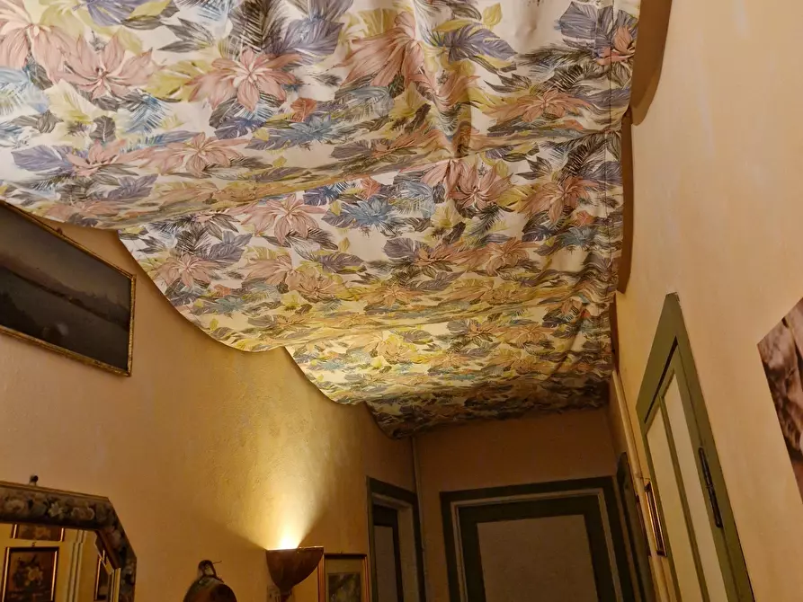 Immagine 20 di Pentalocale in vendita  in Via Fregionaia a Lucca