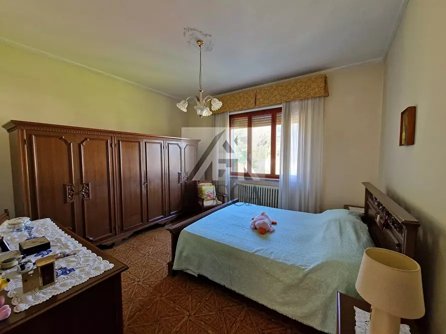 Immagine 14 di Villa in vendita  in Via dei Pellegrini a Lucca