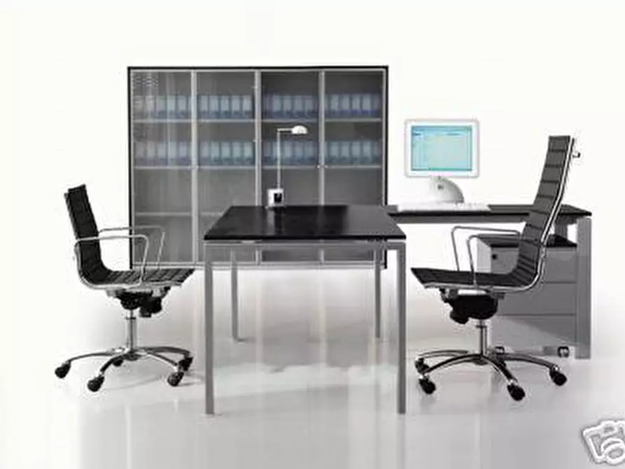 Immagine 8 di Ufficio in vendita  in battistero a Lucca