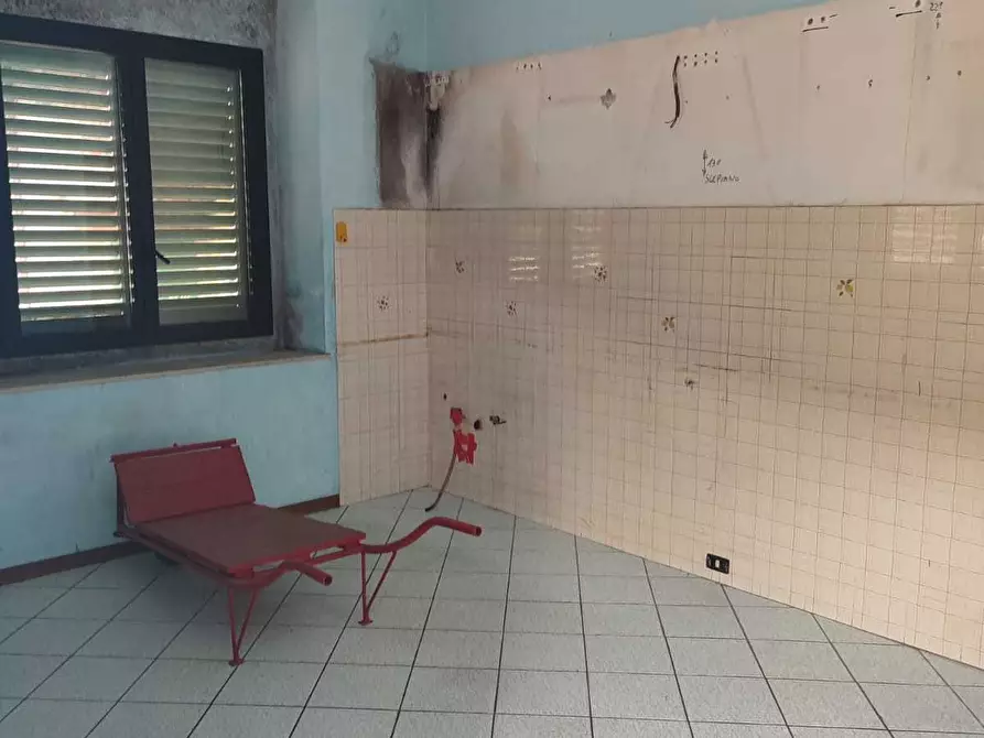 Immagine 7 di Casa indipendente in vendita  in delle cartiere a Villa Basilica