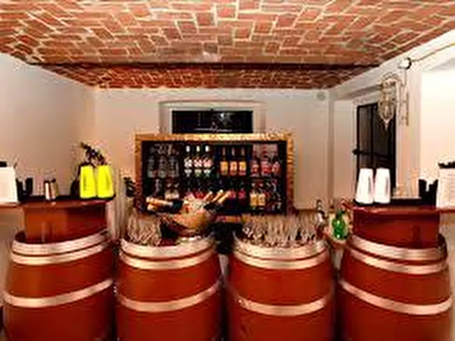 Immagine 4 di Bar / Ristorante in vendita  in Viale Giuseppe Giusti a Lucca