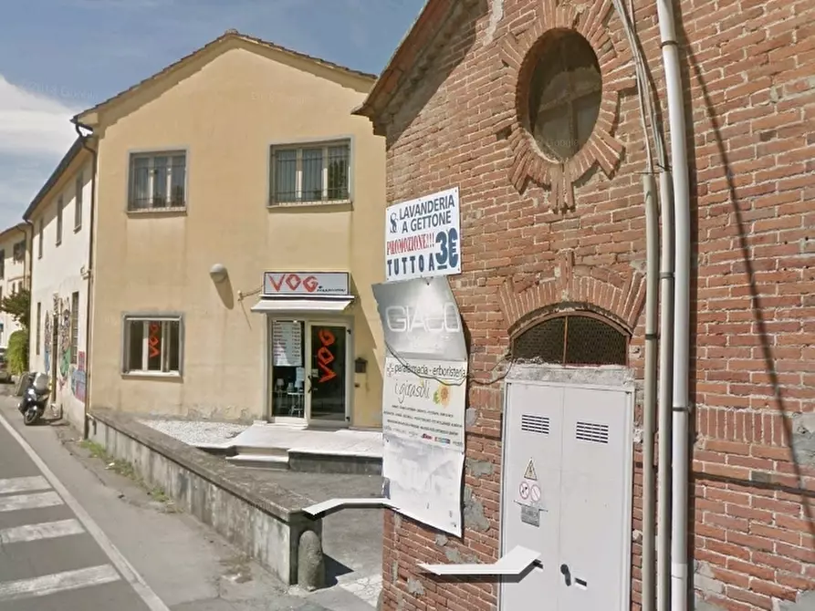 Immagine 12 di Ufficio in affitto  in Via Teodoro Borgognoni 124 a Lucca