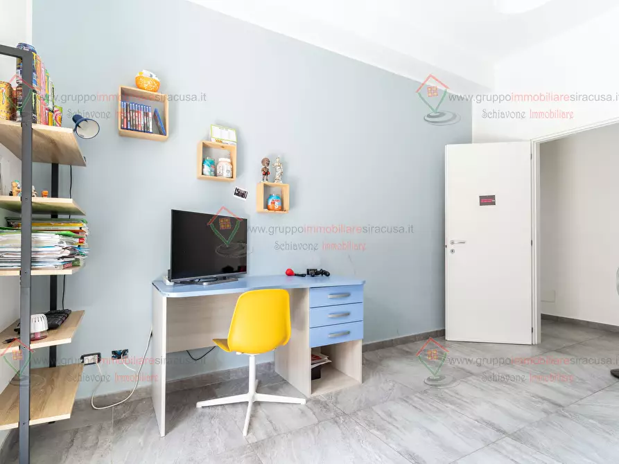 Immagine 10 di Pentalocale in vendita  a Siracusa