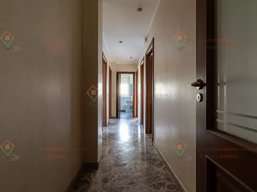 Immagine 11 di Pentalocale in vendita  a Siracusa