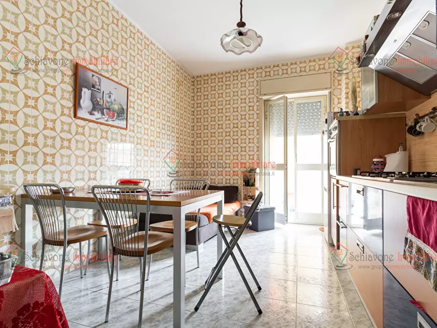 Immagine 11 di Pentalocale in vendita  a Siracusa