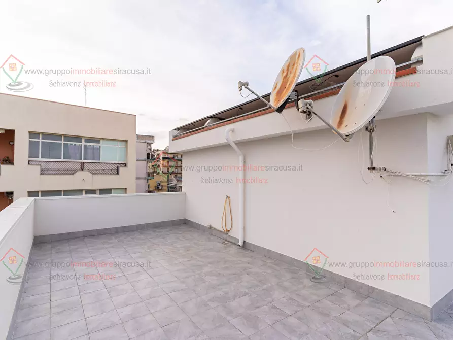 Immagine 28 di Trilocale in vendita  a Siracusa
