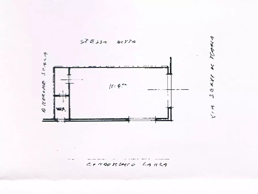 Immagine 2 di Locale commerciale in affitto  a Siracusa