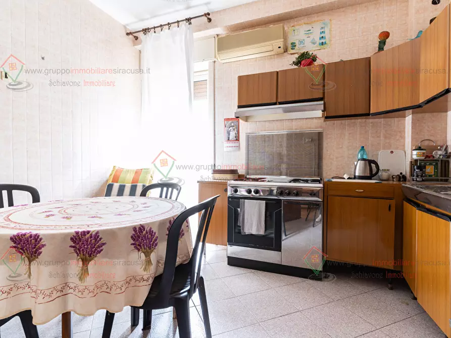 Immagine 11 di Pentalocale in vendita  a Siracusa