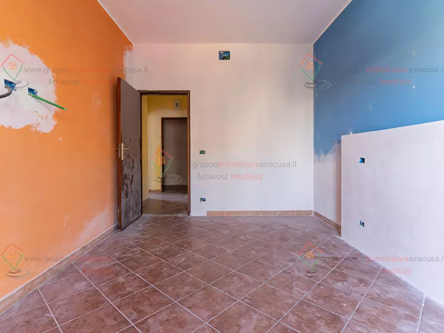 Immagine 8 di Trilocale in vendita  a Siracusa