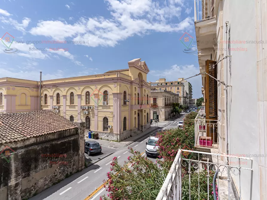 Immagine 2 di Appartamento in vendita  a Siracusa
