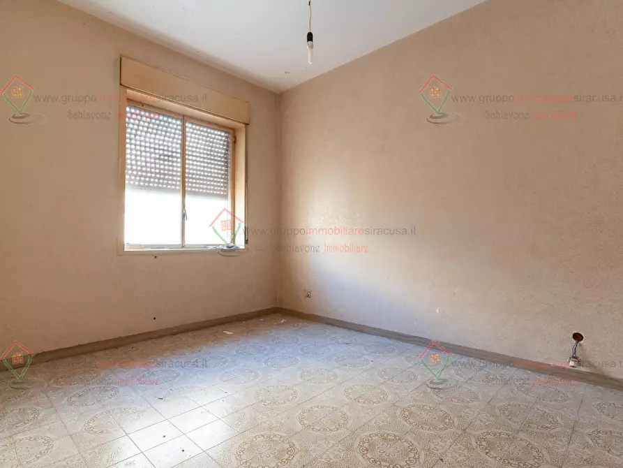 Immagine 19 di Pentalocale in vendita  a Siracusa