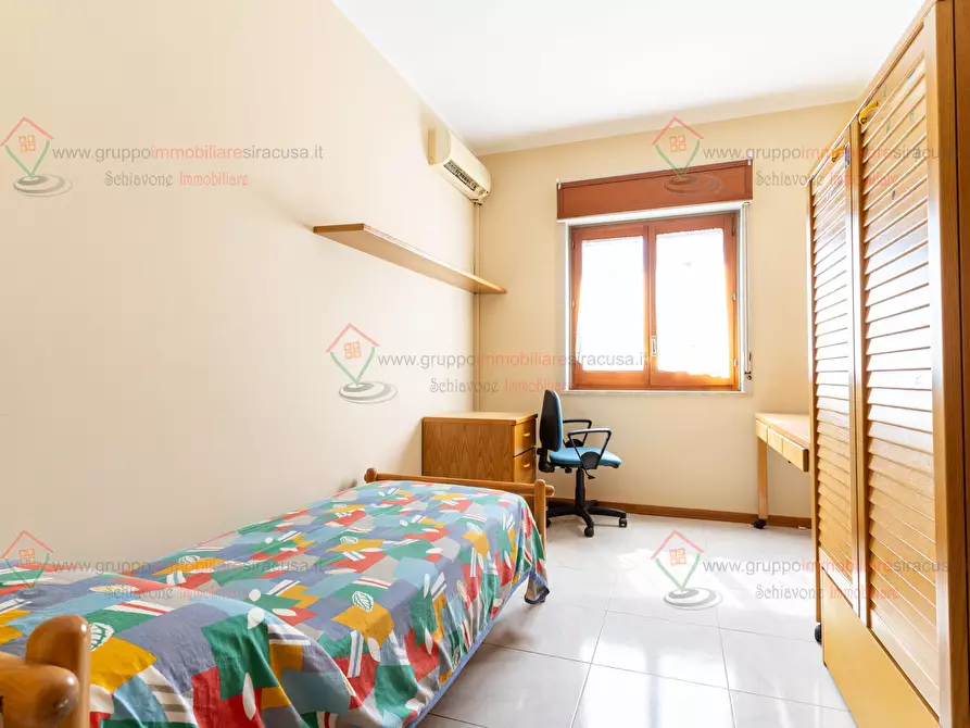 Immagine 17 di Pentalocale in vendita  a Siracusa
