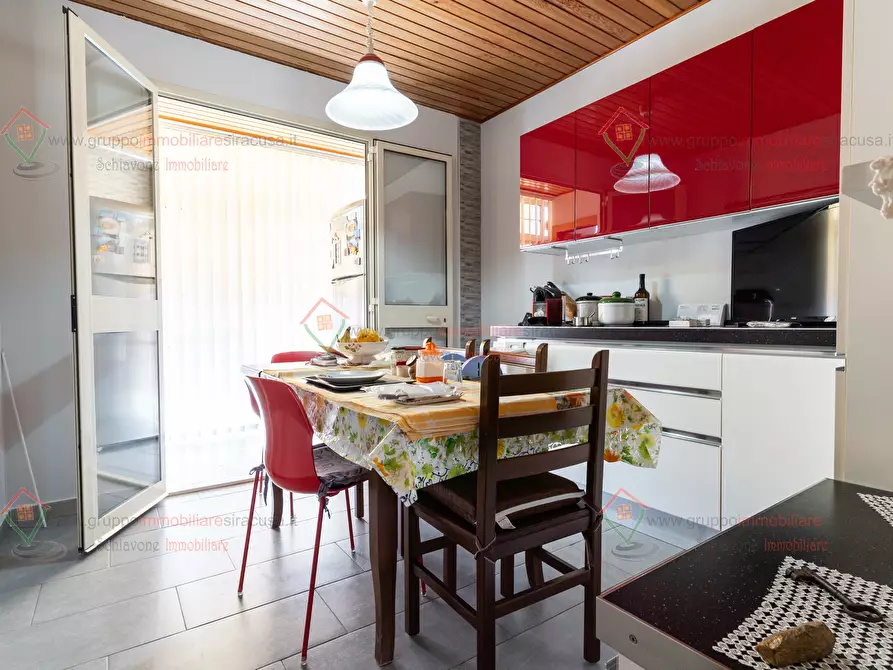 Immagine 15 di Quadrilocale in vendita  a Siracusa