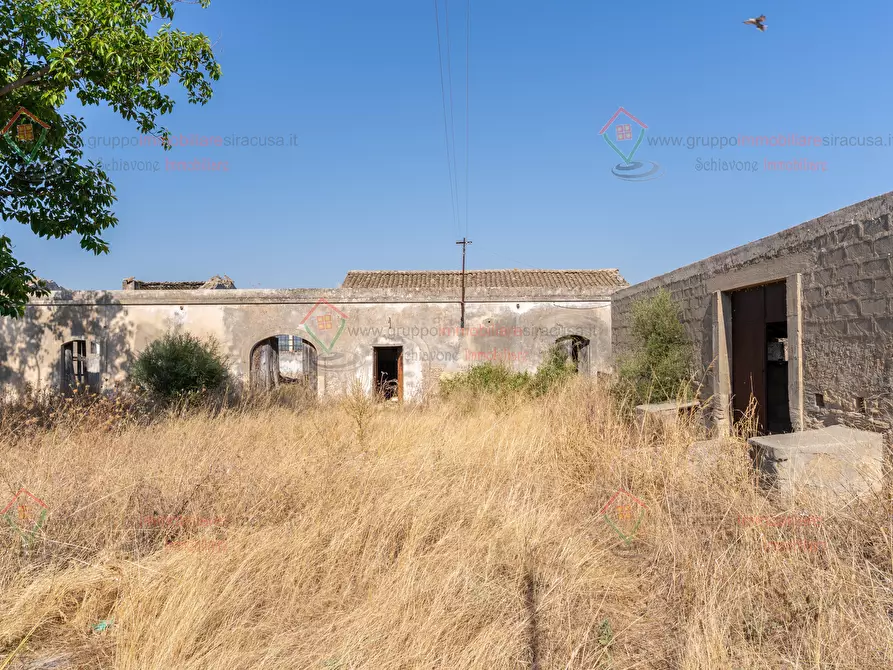 Immagine 3 di Rustico / casale in vendita  a Siracusa