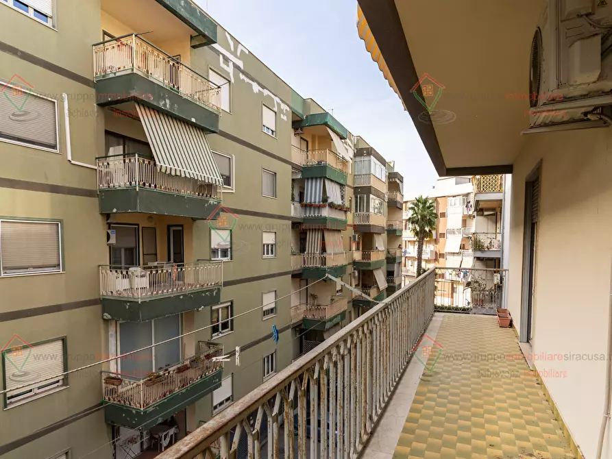 Immagine 24 di Pentalocale in vendita  a Siracusa