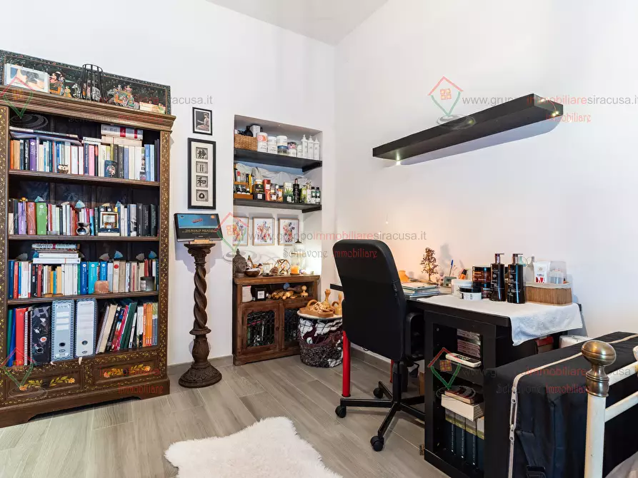 Immagine 9 di Casa indipendente in vendita  a Siracusa