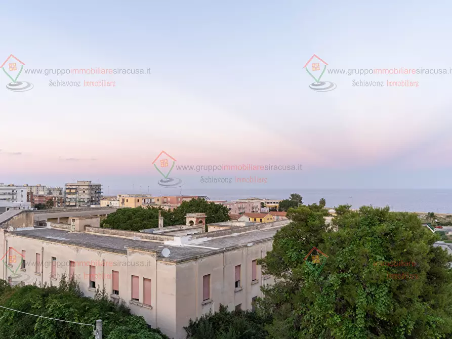 Immagine 1 di Pentalocale in vendita  a Siracusa