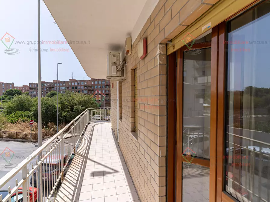 Immagine 21 di Appartamento in affitto  a Siracusa