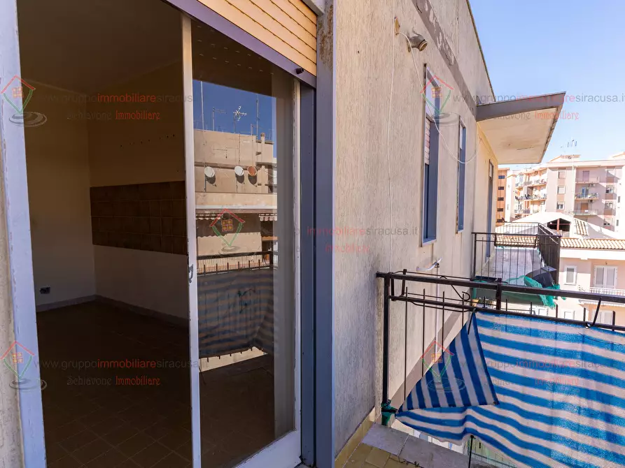 Immagine 15 di Quadrilocale in vendita  a Siracusa