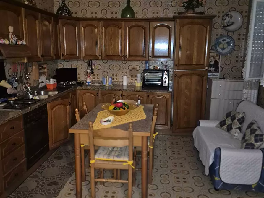 Immagine 31 di Casa trifamiliare in vendita  a Canicattini Bagni