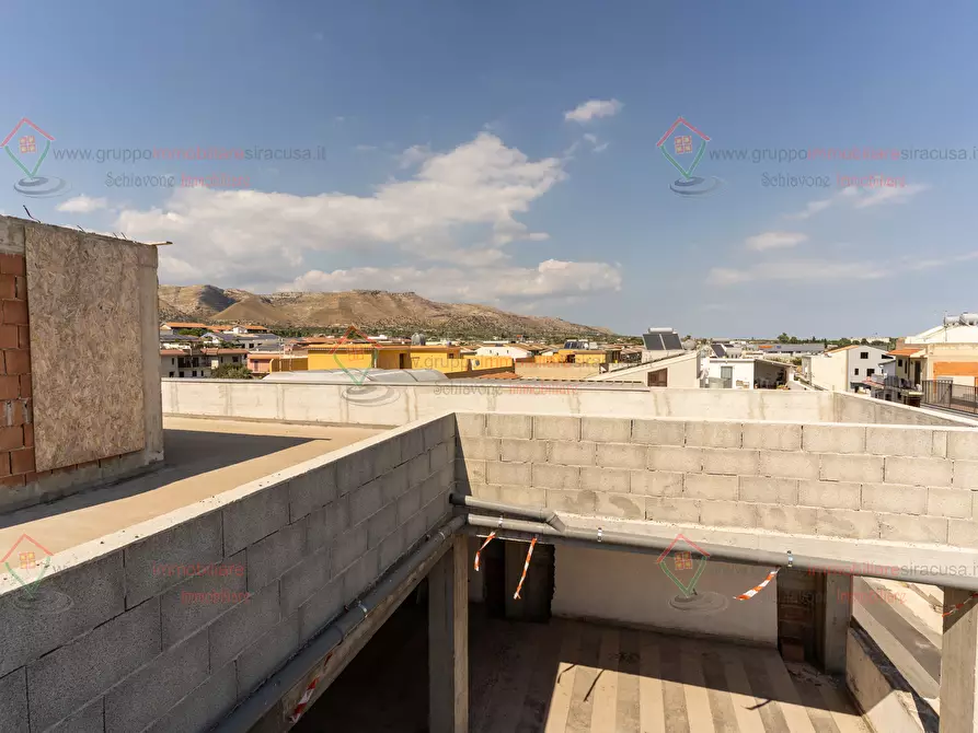 Immagine 30 di Casa indipendente in vendita  a Siracusa