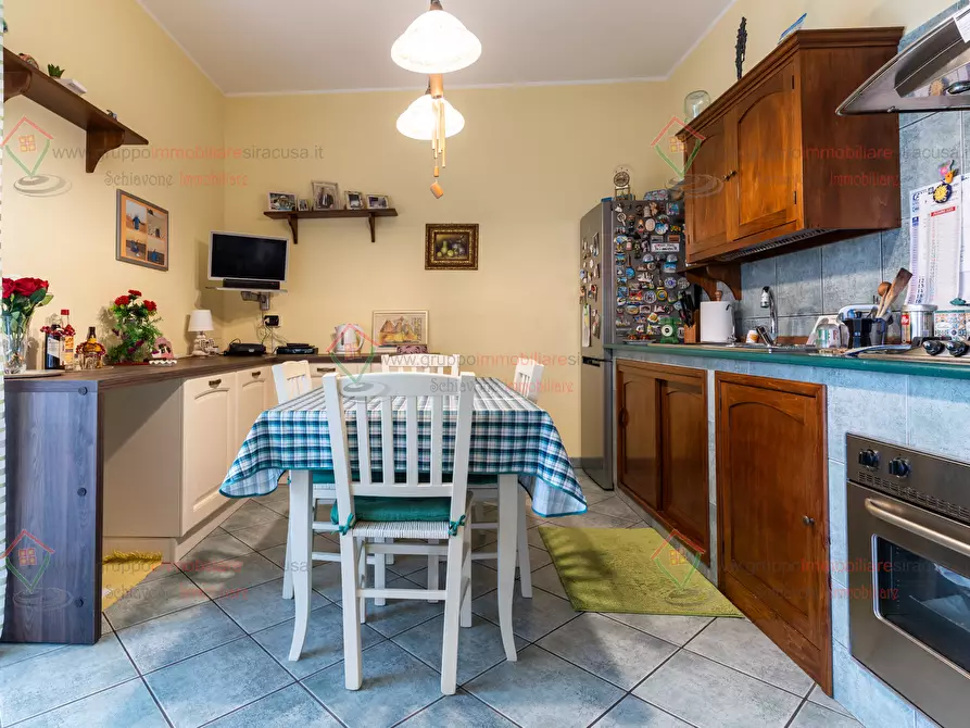 Immagine 21 di Trilocale in vendita  a Siracusa