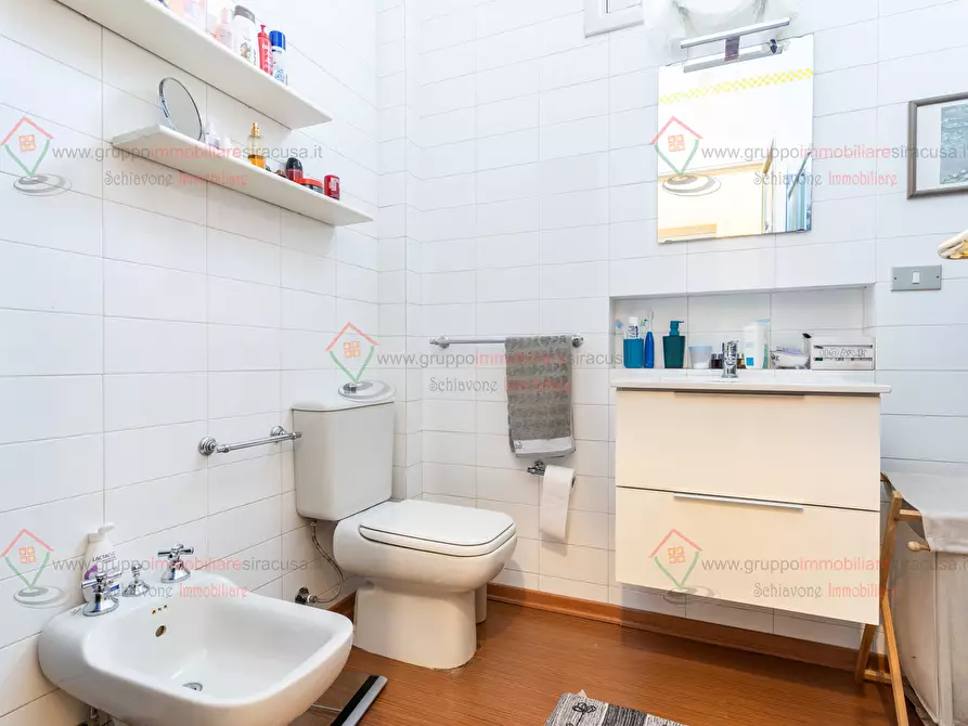 Immagine 25 di Casa indipendente in vendita  a Siracusa