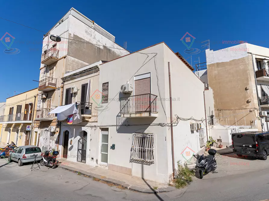 Immagine 34 di Quadrilocale in vendita  a Siracusa