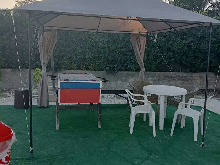 Immagine 2 di Villa in affitto  a Siracusa