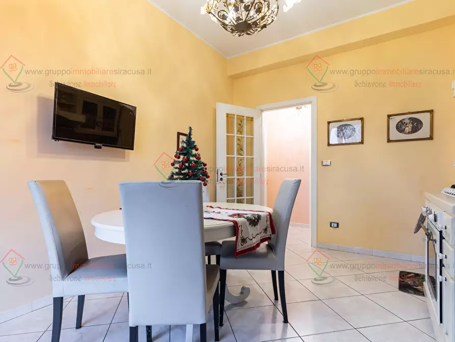 Immagine 11 di Pentalocale in vendita  a Siracusa