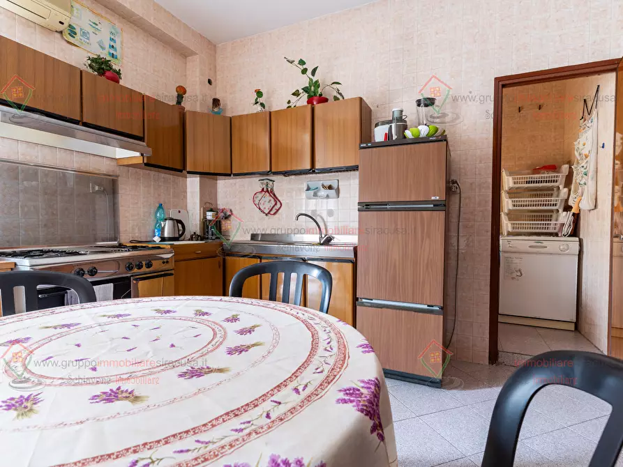 Immagine 10 di Pentalocale in vendita  a Siracusa