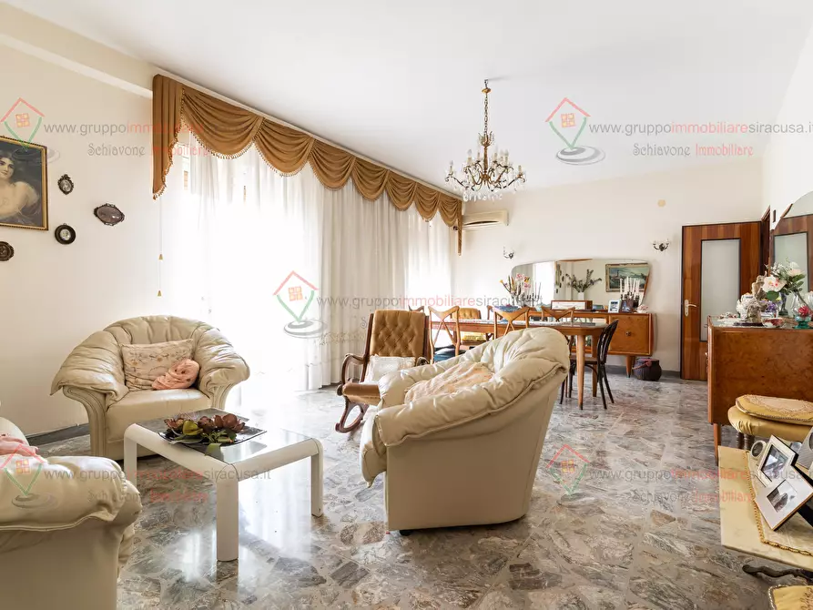 Immagine 2 di Pentalocale in vendita  a Siracusa