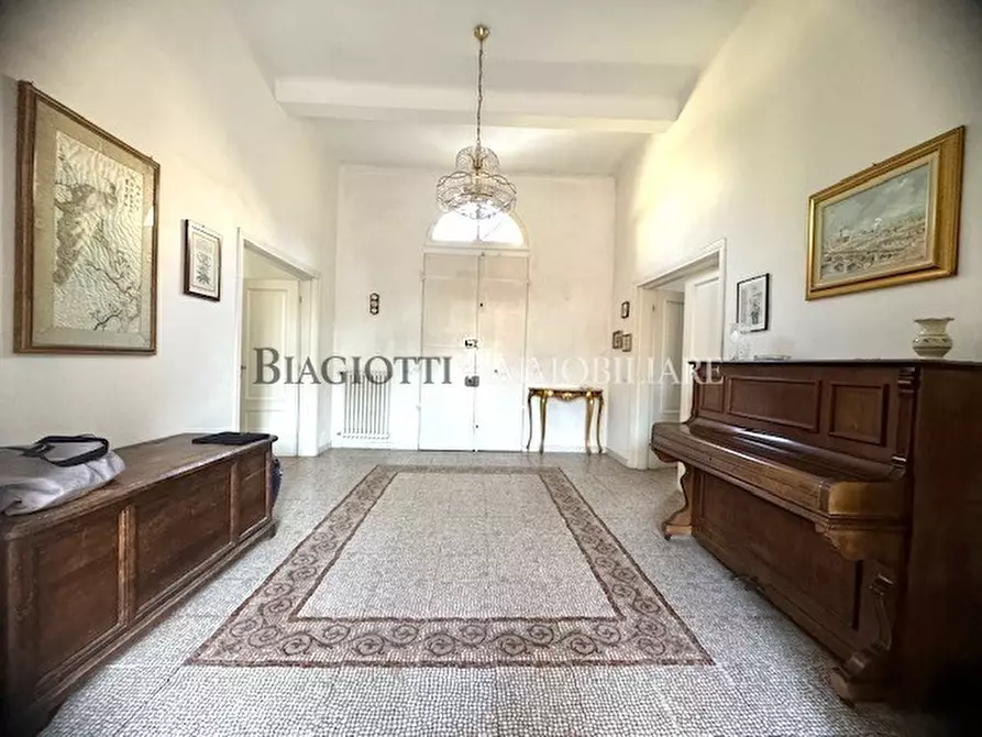 Immagine 11 di Casa semindipendente in vendita  a Livorno