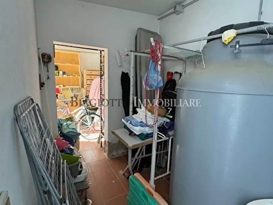 Immagine 27 di Casa semindipendente in vendita  a Livorno