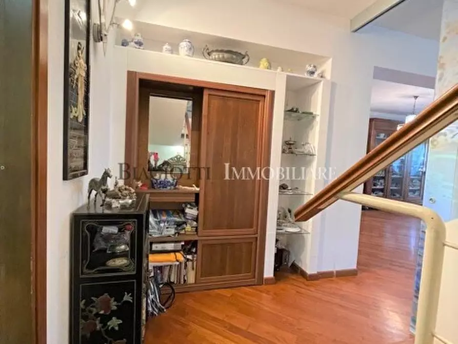 Immagine 33 di Casa semindipendente in vendita  a Livorno