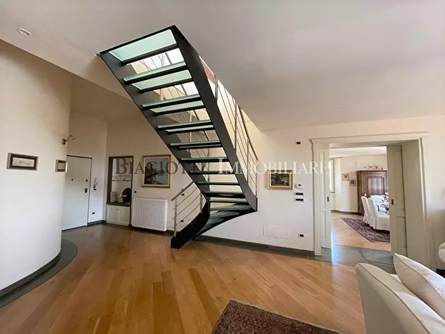 Immagine 2 di Attico in vendita  a Livorno