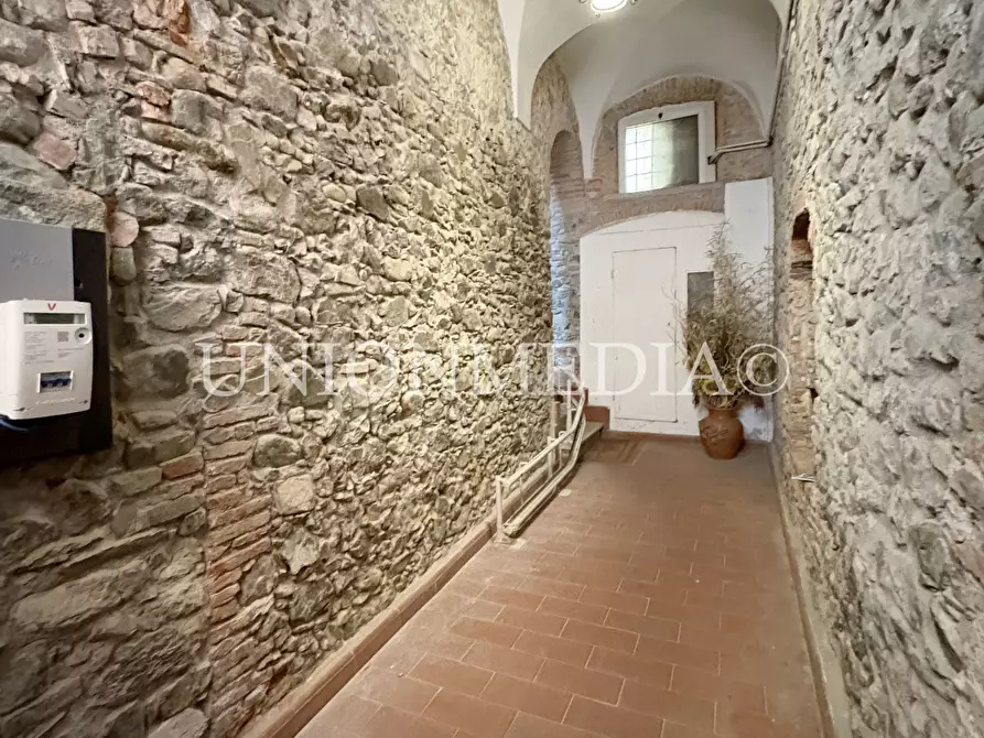 Immagine 1 di Appartamento in vendita  in PIAZZA MATTEOTTI a Sarzana