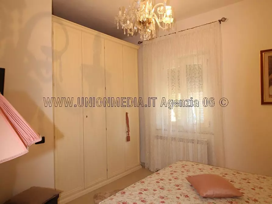 Immagine 16 di Appartamento in vendita  a Sarzana