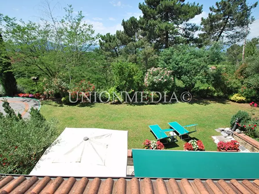 Immagine 11 di Villa in vendita  in Via cappuccini a Sarzana