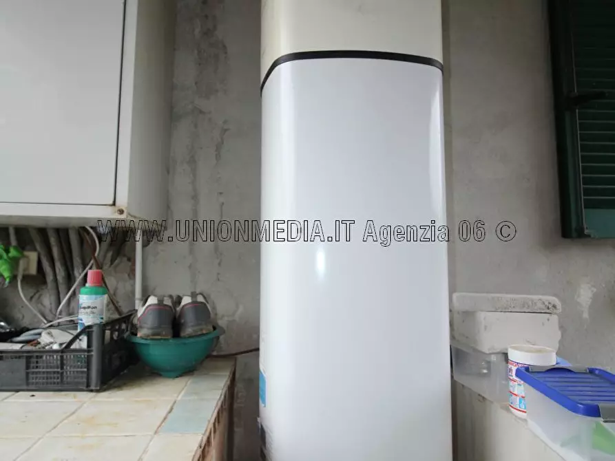 Immagine 24 di Casa indipendente in vendita  a Ortonovo