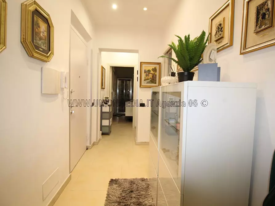 Immagine 3 di Appartamento in vendita  a Sarzana