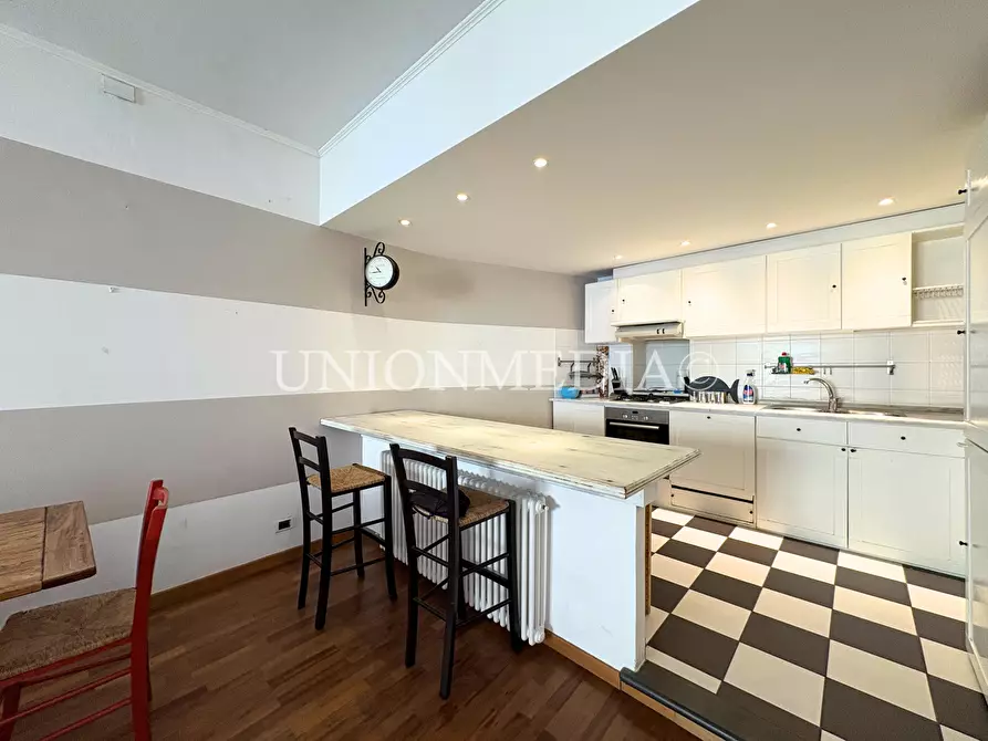 Immagine 6 di Appartamento in vendita  in PIAZZA MATTEOTTI a Sarzana