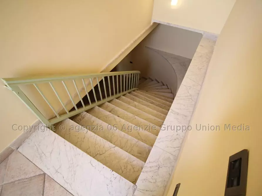 Immagine 38 di Appartamento in vendita  a Ortonovo