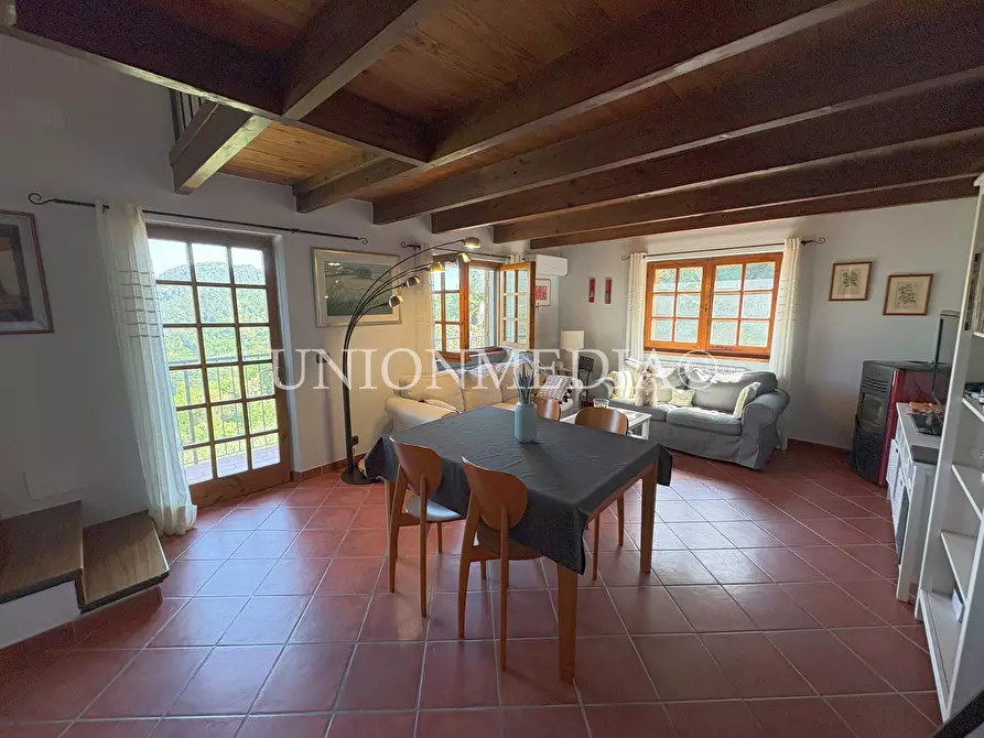 Immagine 15 di Villa in vendita  in Viale Vittorio Alfieri a Fosdinovo