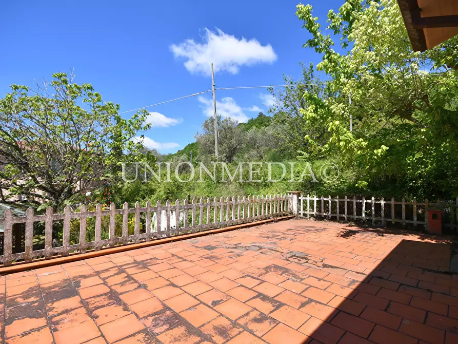 Immagine 26 di Casa indipendente in vendita  a Sarzana