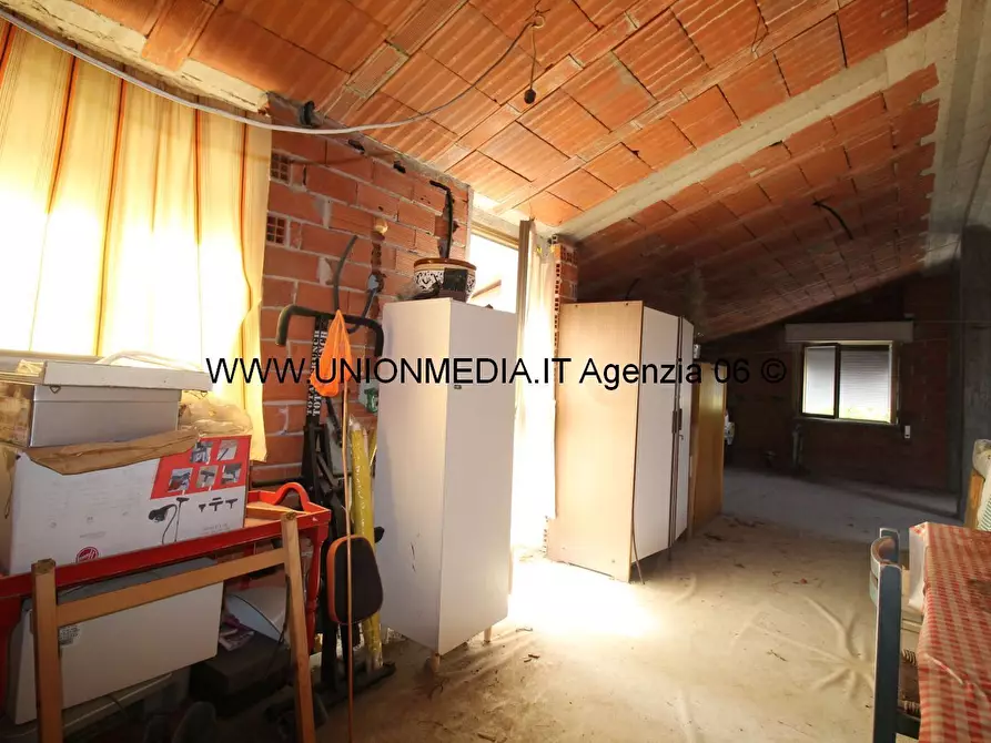 Immagine 23 di Attico in vendita  a Massa