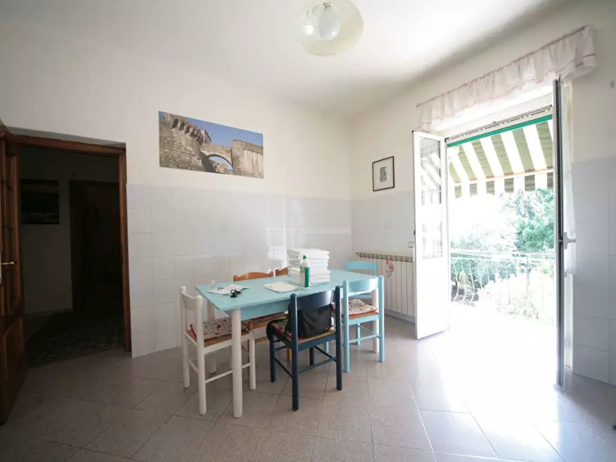 Immagine 11 di Casa indipendente in vendita  a Sarzana