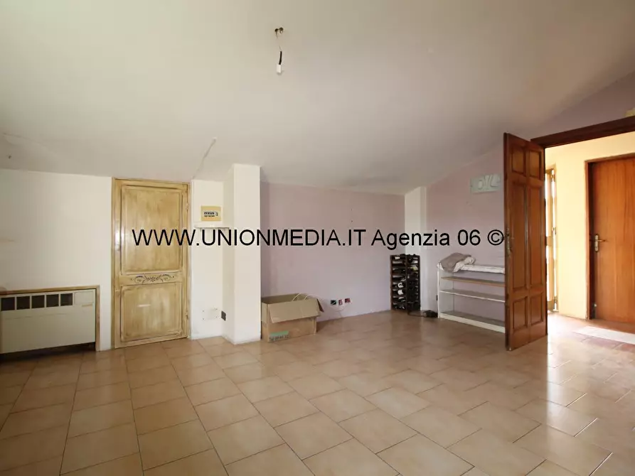 Immagine 4 di Attico in vendita  a Massa